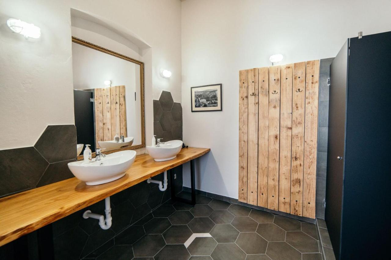 Hostel Cosmopolitan* Banská Štiavnica Zewnętrze zdjęcie