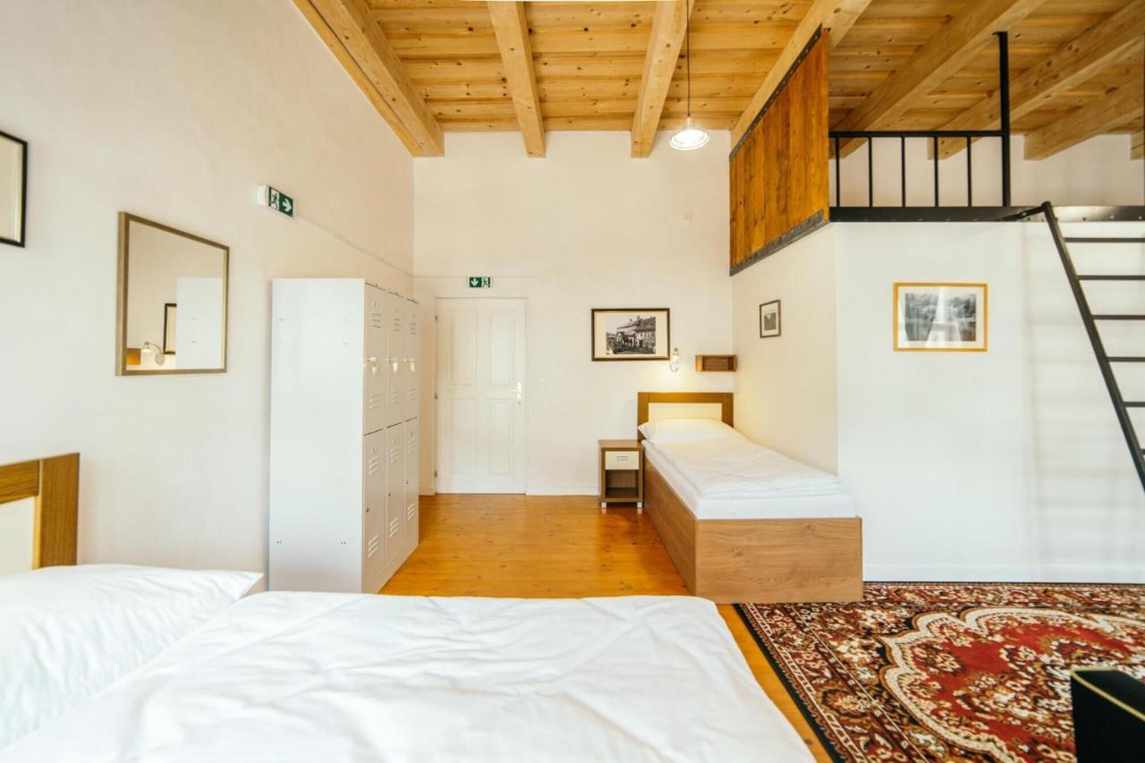 Hostel Cosmopolitan* Banská Štiavnica Zewnętrze zdjęcie