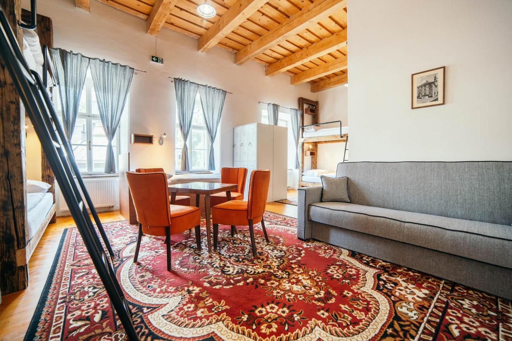 Hostel Cosmopolitan* Banská Štiavnica Zewnętrze zdjęcie